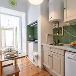 Appartement Spacious With Terrace At Graca
